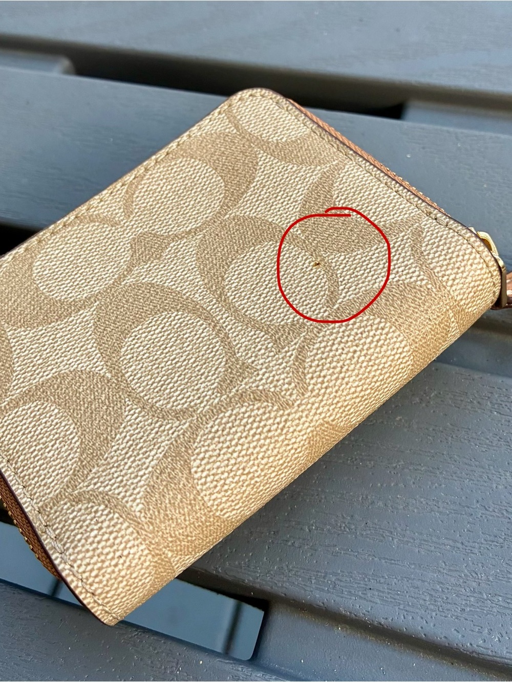 Coach Signature Trifold Wallet Glacier/White Chalk/Multi - Picture 8 of 9